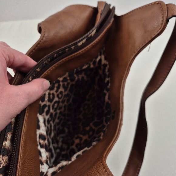 Clarks Brown Faux Leather Shoulder Bag Purse Leopard Lining Multi Pocket Satchel - Picture 12 of 16